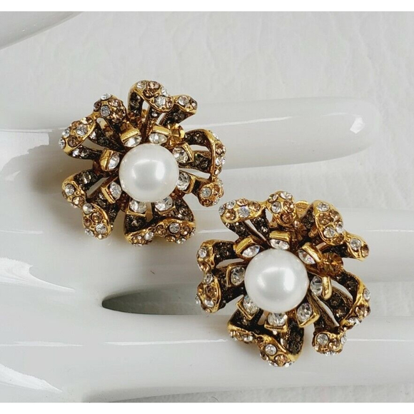 Jose & Maria Barrera Jewelry - Jose & Maria Barrera Stunning Faux pearl crystal Flower Earrings